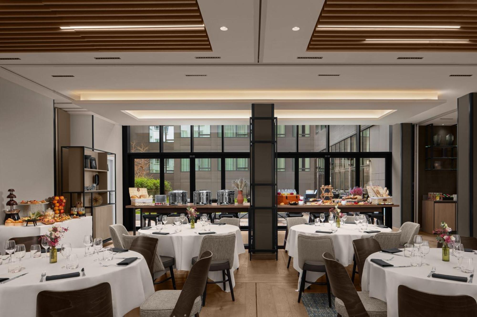 Courtyard By Marriott Paris Porte De Versailles Issy-les-Moulineaux Exterior foto